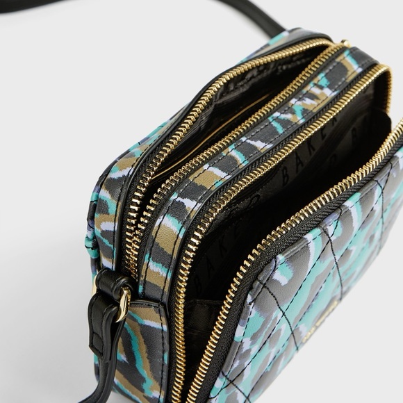 Ted Baker - Picture 4 of 10